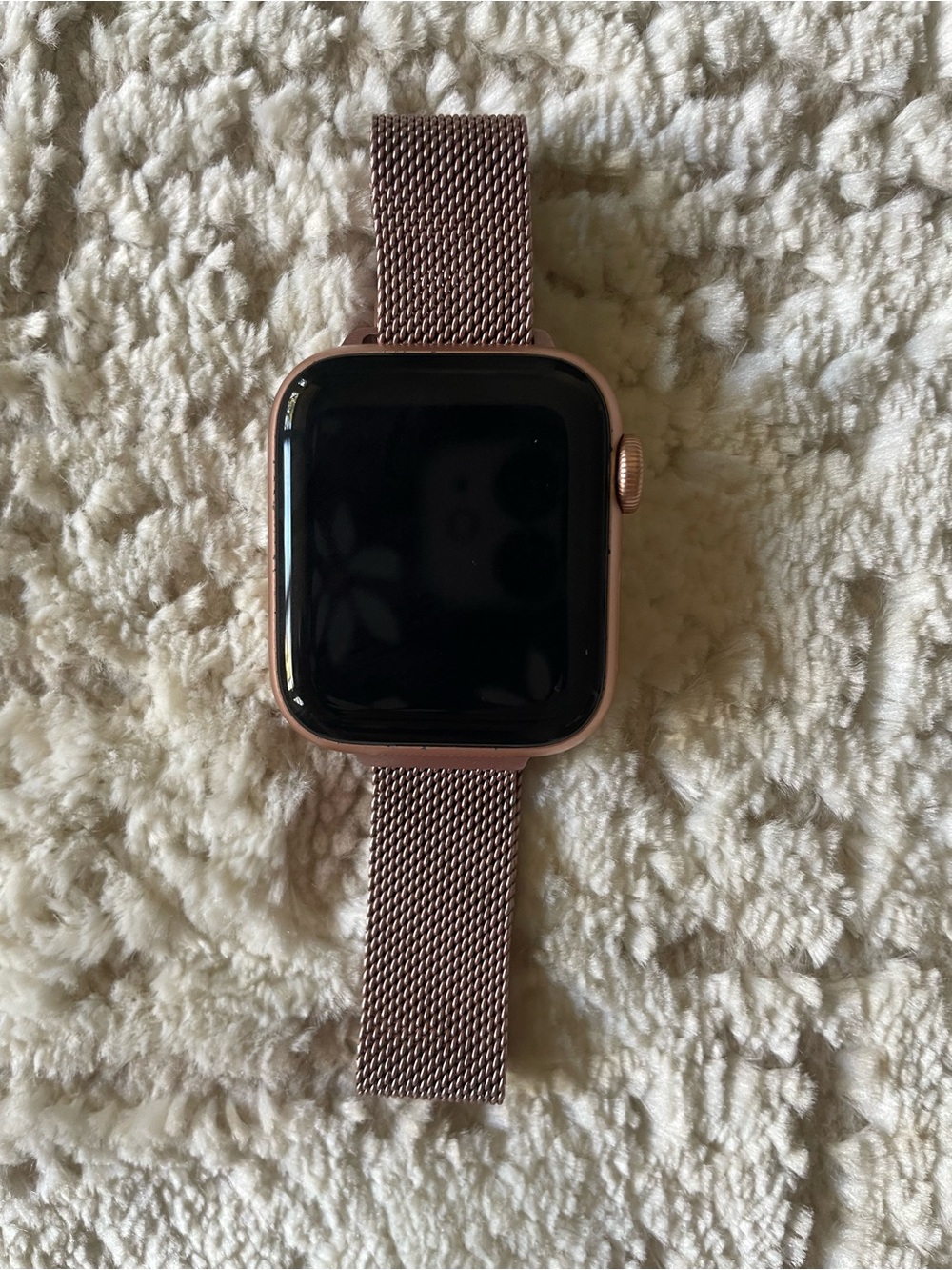 Apple Watch Rose Gold Milanese Loop Band